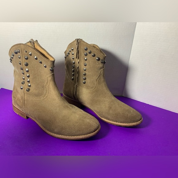 Anthropologie Shoes - Lola Cruz Anthropologie Brown Suede Boots Size 38